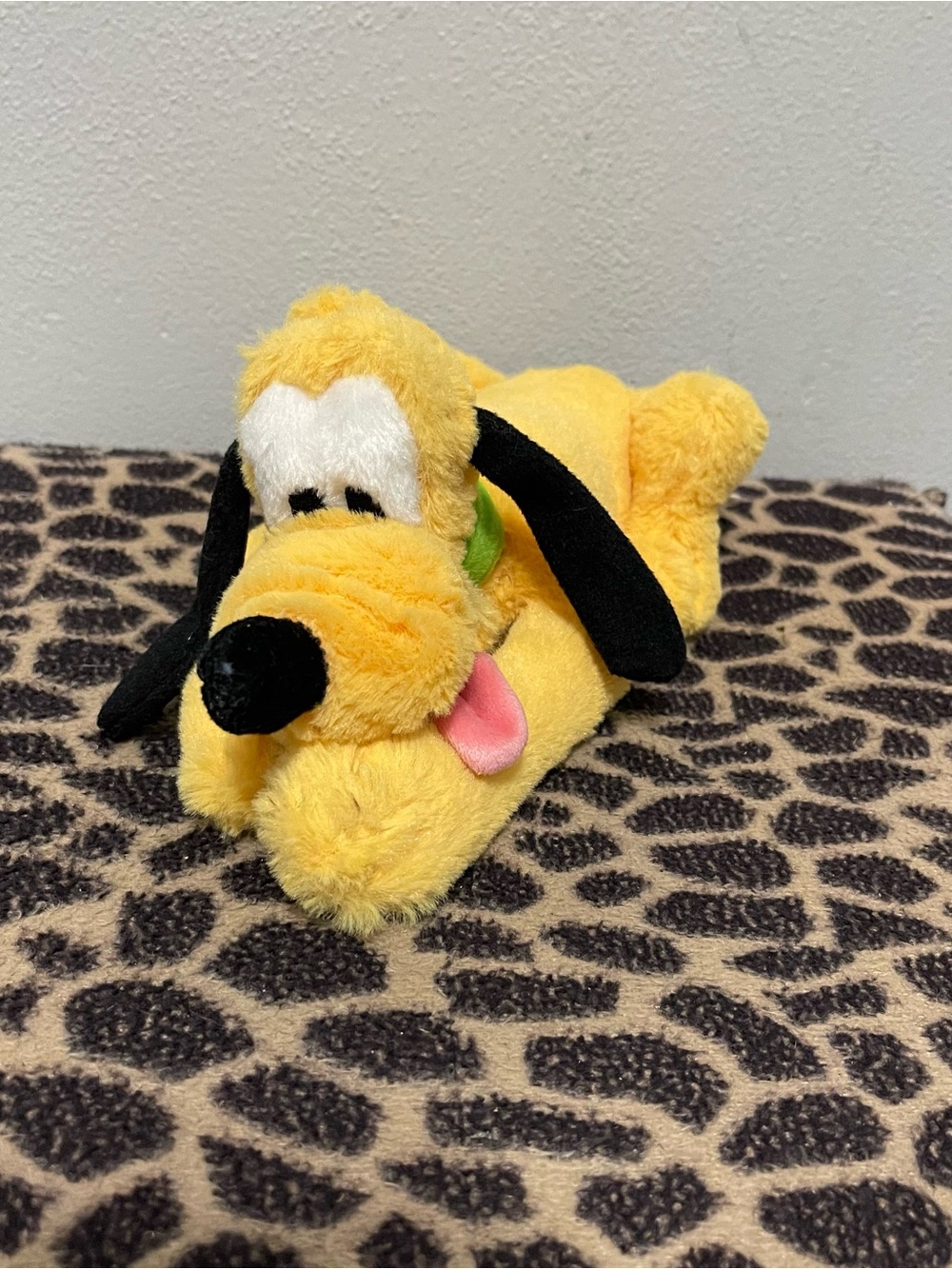 Disney Parks Pluto Lay Down Plush Dog Yellow Small Collectible Unisex